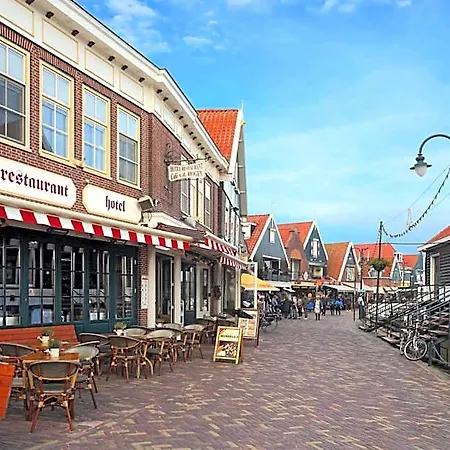 Cafe Restaurant Den Hogen Hotel Volendam